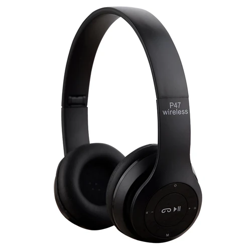 auriculares P47 color negro fondo blanco