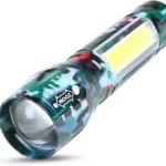 Mini Linterna LED Recargable Camuflada con Zoom y Luz Frontal y Lateral